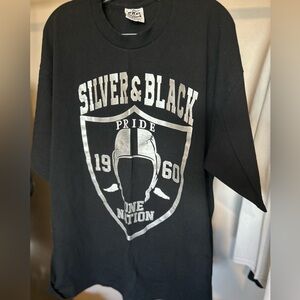 Mens X-Large LV Raiders T